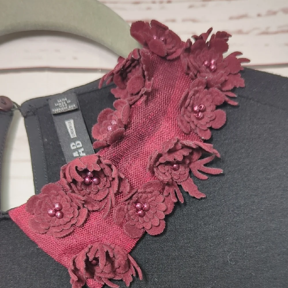 Lord & Taylor Black Shirt with Burgundy 3D‎ Floral Collar Dark Romantic Medium